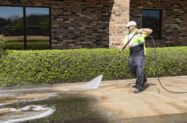 commercial concrete cleaning in columbia